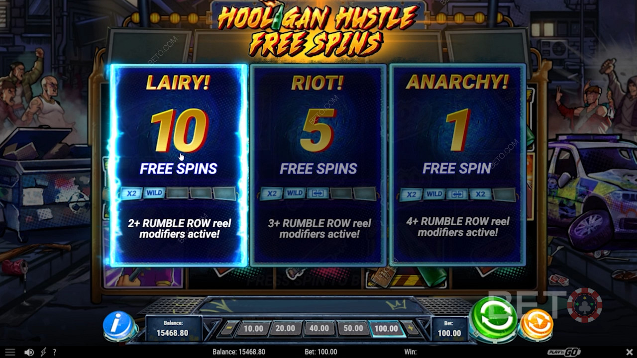 Изберете вида на безплатното завъртане в слот машината Hooligan Hustle