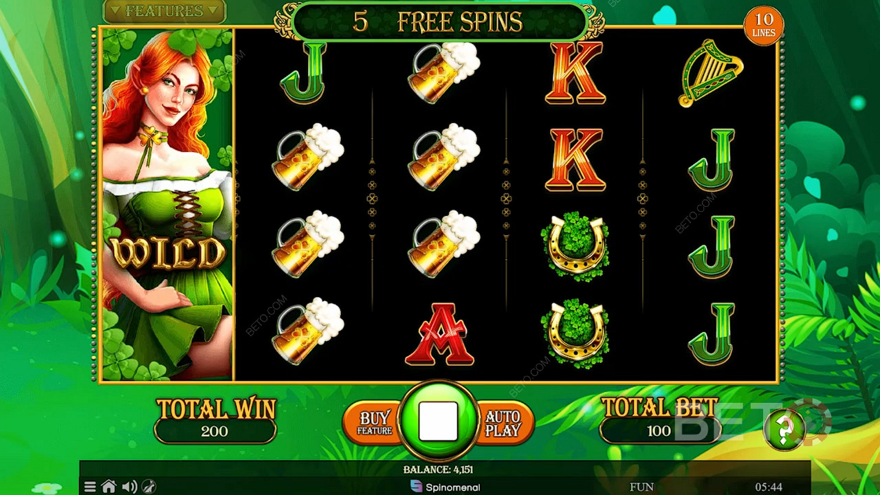 Lucky Mrs Patrick Играй Безплатно